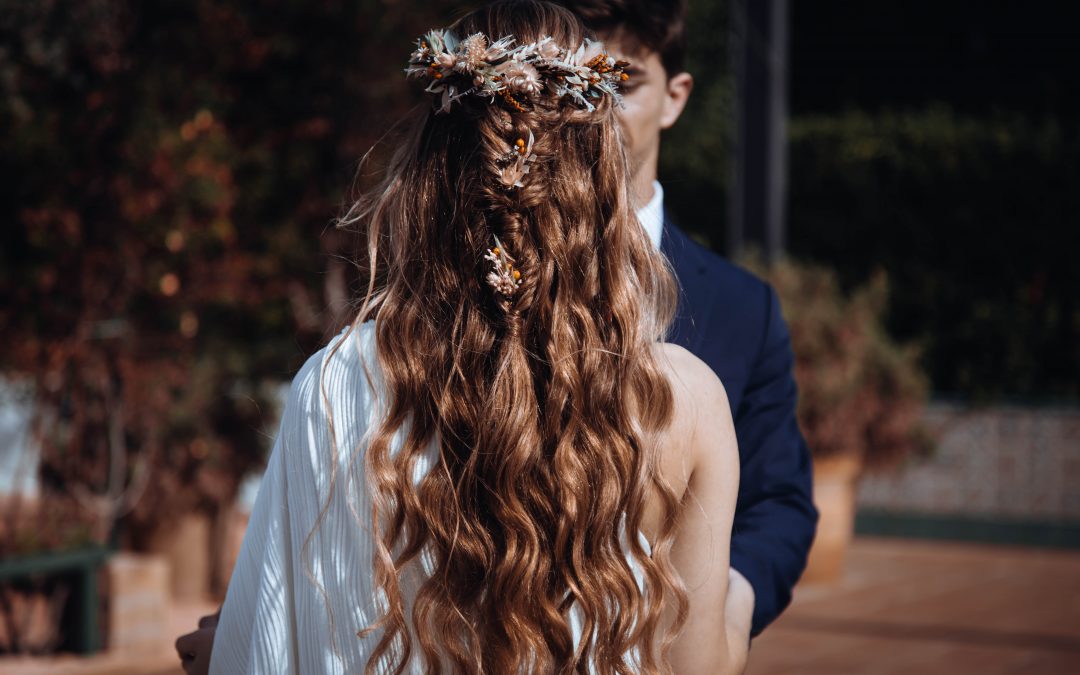Bodas en primavera: luz, flores y color