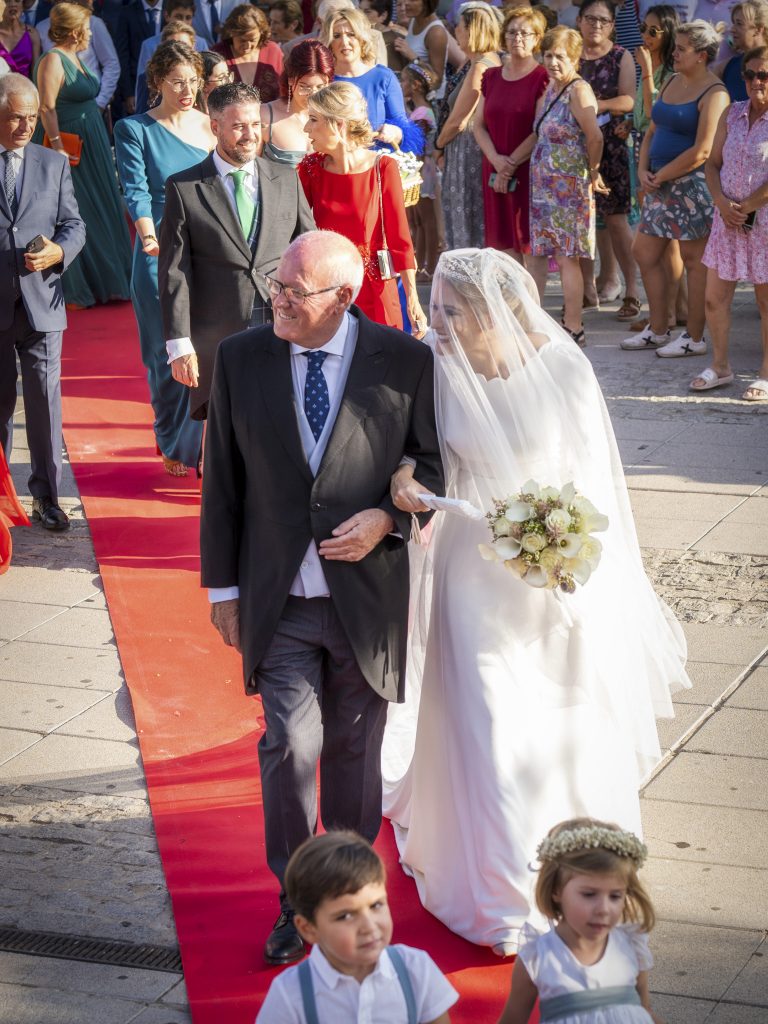 con cuánto tiempo organizo mi boda